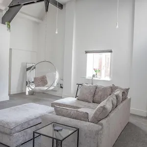 Apartment #5 Grimston St Near Hull New Theatre And Connexin Live, Kingston upon Hull